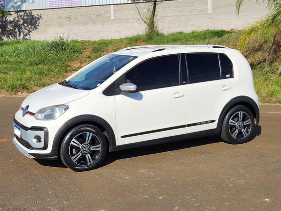 VOLKSWAGEN CROSS UP 1.0 TSI 12V FLEX 4P MANUAL VOLKSWAGEN CROSS UP 1.0 TSI 12V FLEX 4P MANUAL